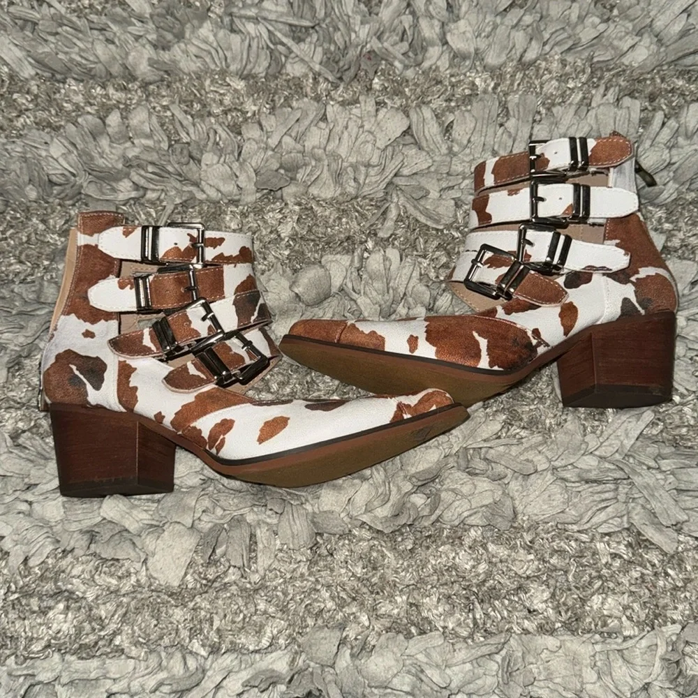 Cowhide Booties - Picture 2 of 8